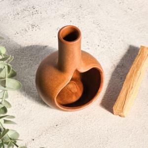 Ceramiczna podstawka do Palo Santo typu kominek - obrazek 3